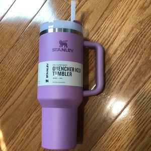 New Stanley Tumbler-40oz color lilac